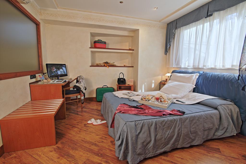 Hotel Aurora Wellness & Spa Тиволи-Терме Номер фото